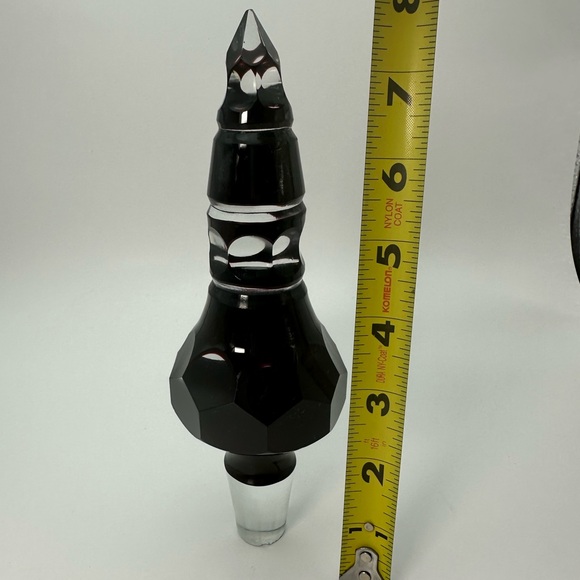 Bohemian Black Amethyst Cut to Clear Bottle Stopper. - Picture 3 of 6